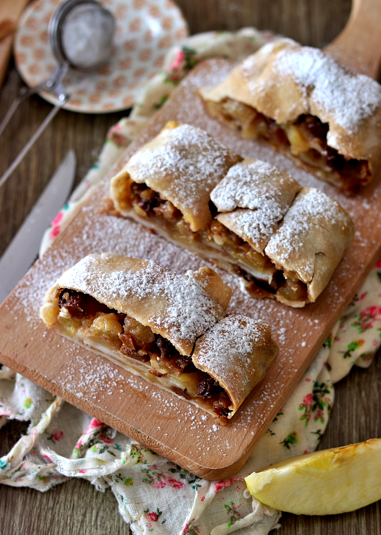 Strudel aux pommes, recette originale - La Cassata Celiaca Strudel aux pommes, recette originale - La Cassata Celiaca