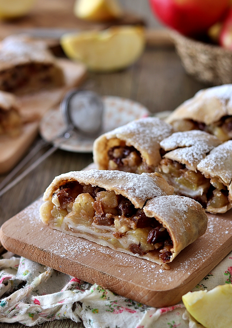 Strudel aux pommes, recette originale - La Cassata Celiaca Strudel aux pommes, recette originale - La Cassata Celiaca