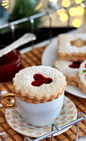 Biscotti alle nocciole speziati - La Cassata Celiaca