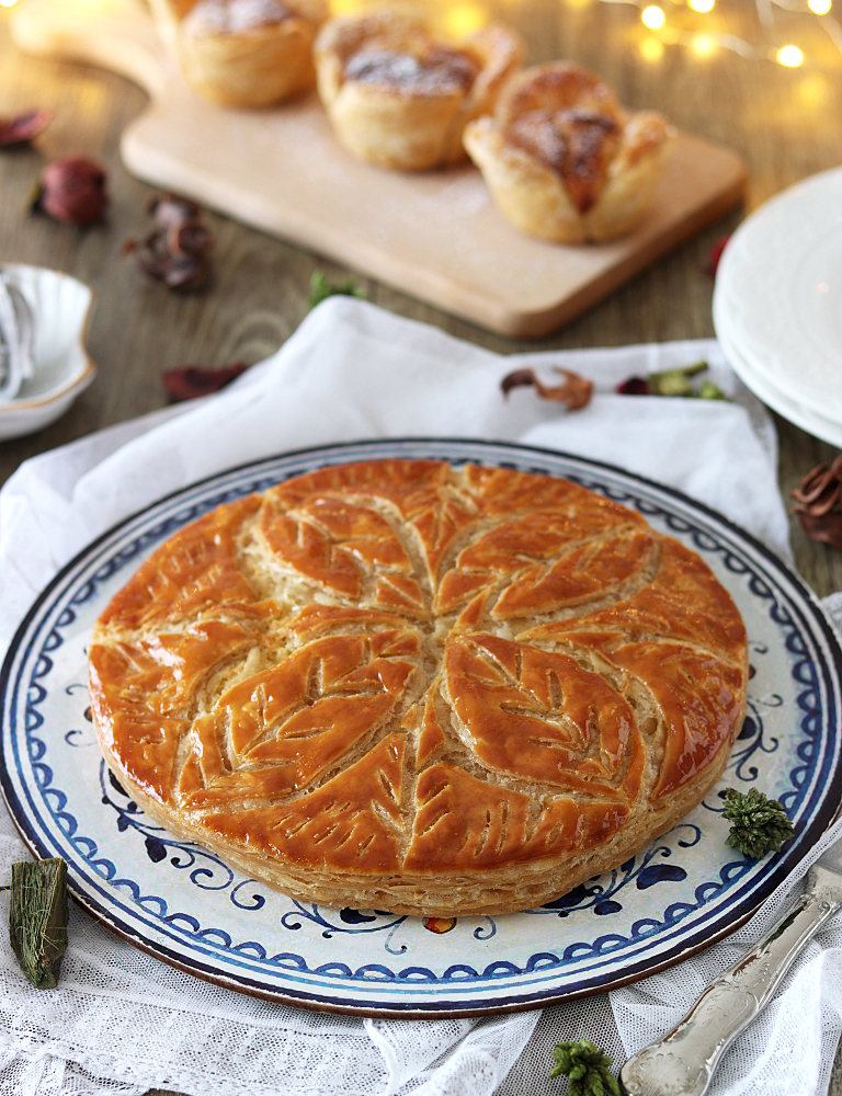 Galette des Rois à la frangipane sans gluten - La Cassata Celiaca Galette des Rois à la frangipane sans gluten - La Cassata Celiaca