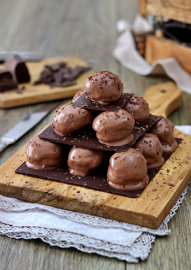 Profiteroles au chocolat sans gluten -La Cassata Celiaca Profiteroles au chocolat sans gluten -La Cassata Celiaca