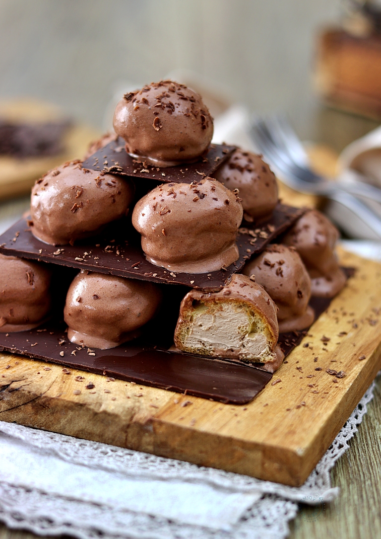 Profiteroles au chocolat sans gluten -La Cassata Celiaca Profiteroles au chocolat sans gluten -La Cassata Celiaca