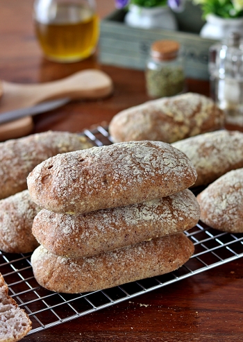Ciabatte integrali al lievito madre - La Cassata Celiaca