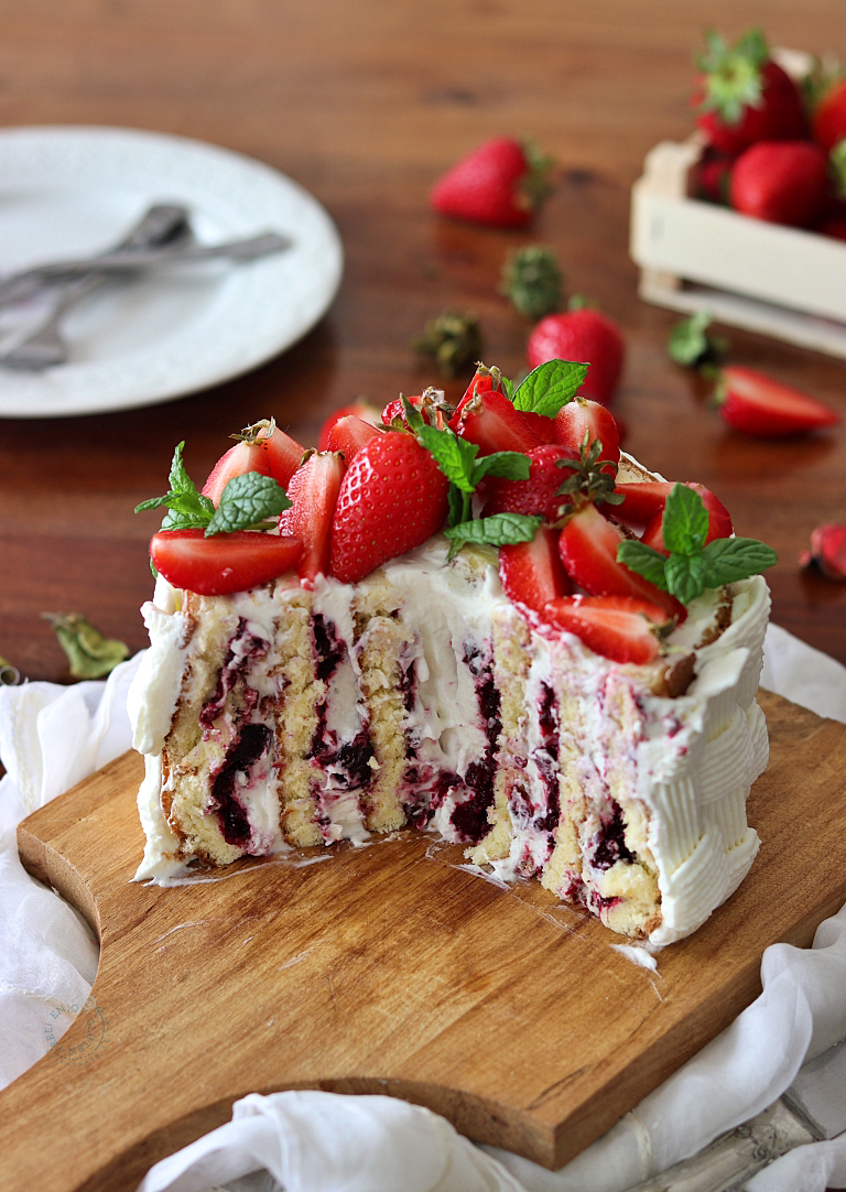 Vertical Roll Cake - La Cassata Celiaca