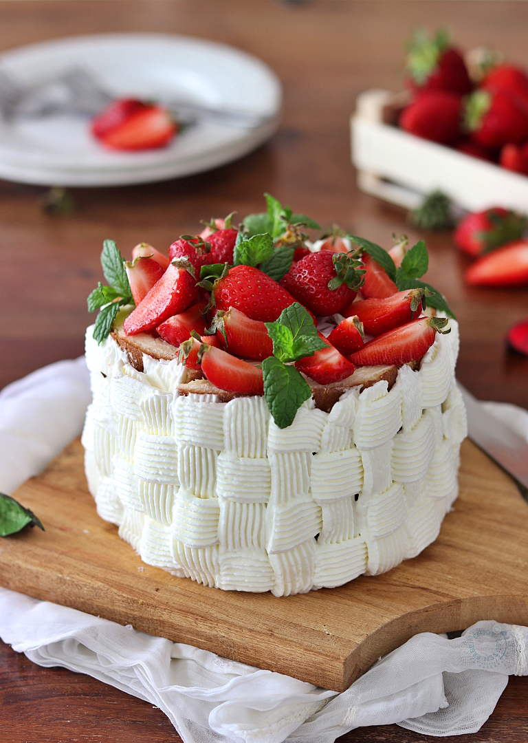 Vertical Roll Cake - La Cassata Celiaca